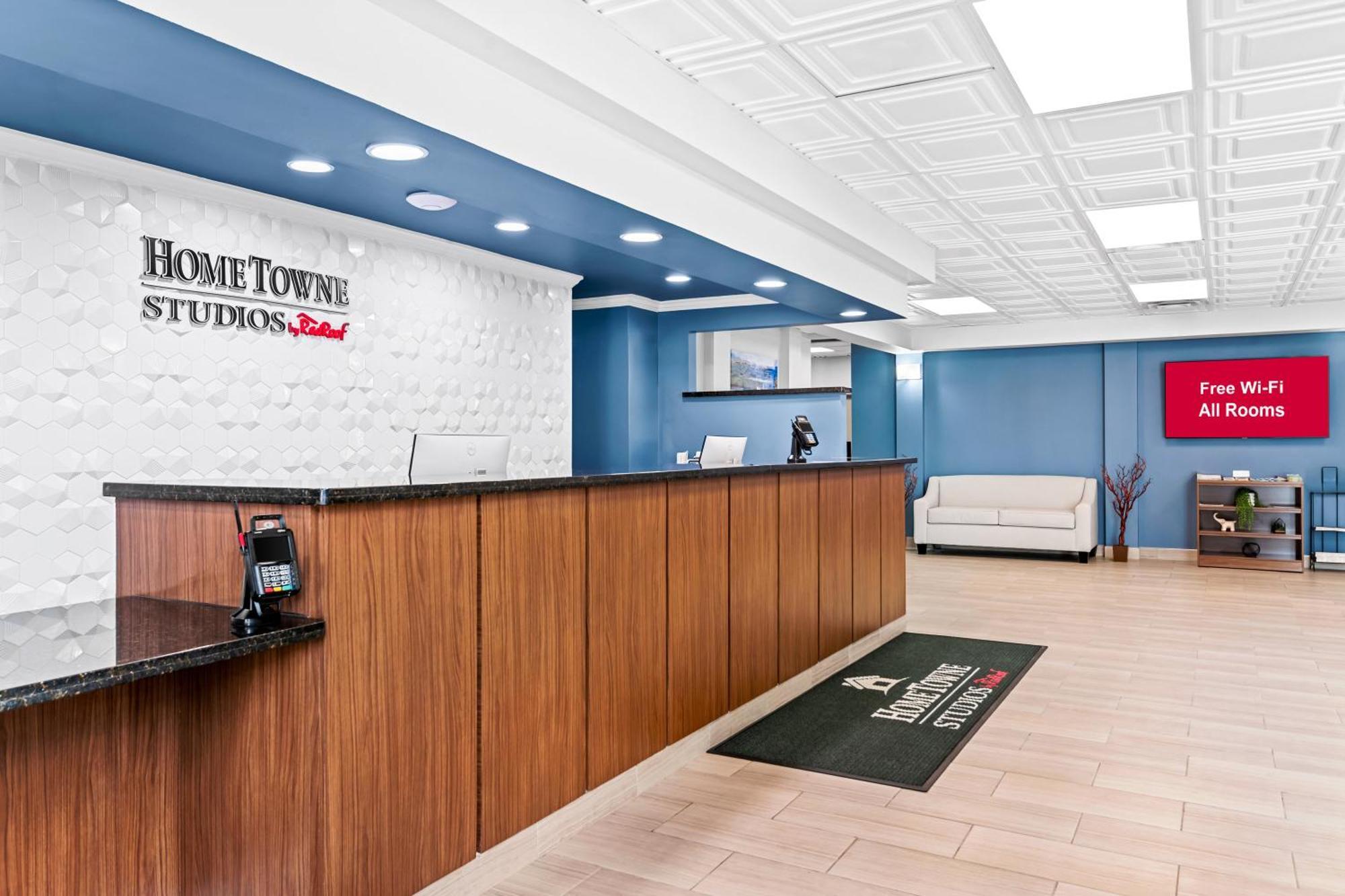 Hometowne Studios By Red Roof & Conference Center 科特兰 外观 照片